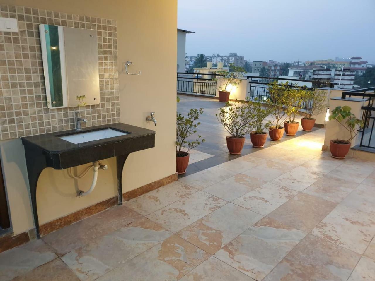 The Rooftop Cabana, A Homestay Bhubaneswar Exterior photo